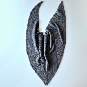 Kristín shawl knitting pattern