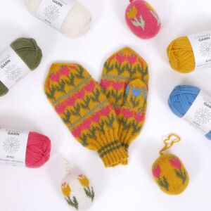Tulips knitting kit