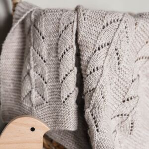 Ylja knitting pattern